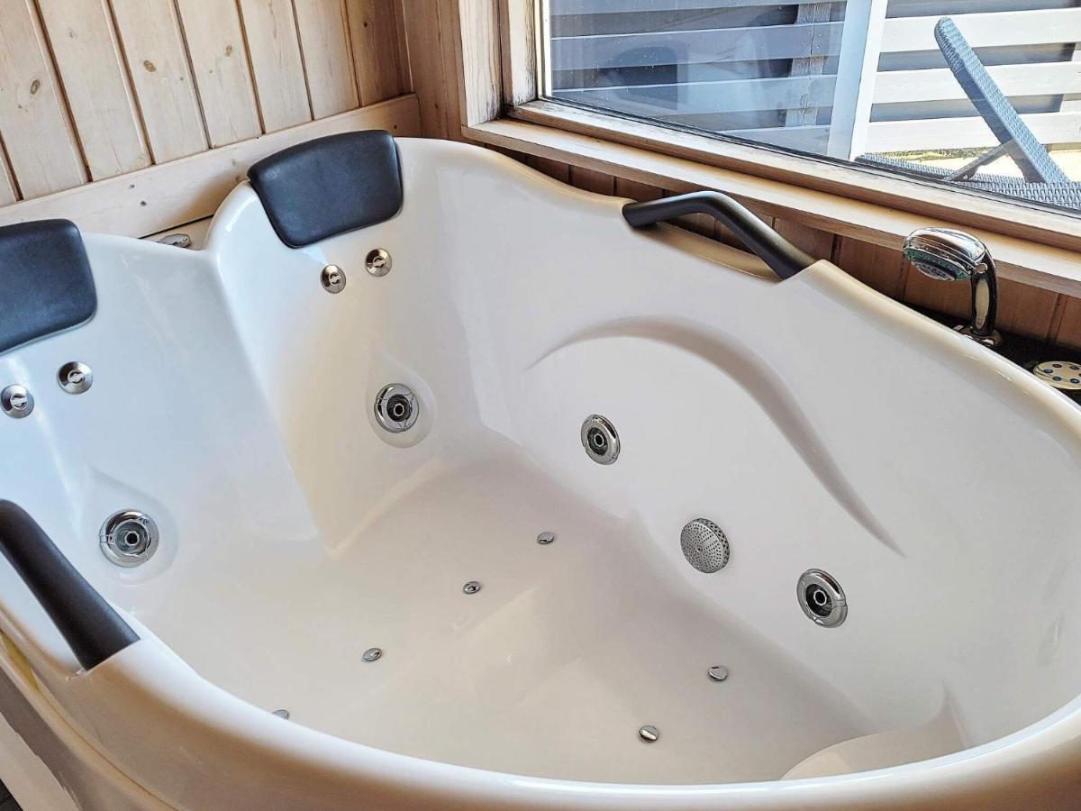 8 Person Holiday Home In Nex Snogebæk Zewnętrze zdjęcie